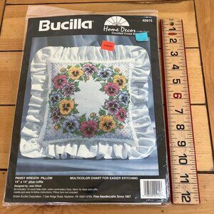 Pansy Flower Wreath Pillow Counted Cross Stitch Kit 40915 Bucilla Vintage 1994